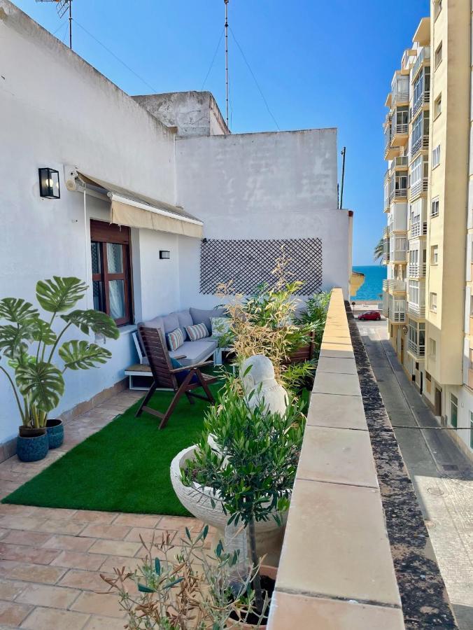 Gatu Premium Atico Caleta , Preferente Mayores De 25 Anos Y Familias Cádiz Exterior photo