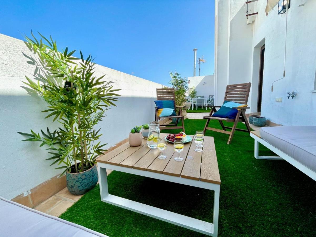 Gatu Premium Atico Caleta , Preferente Mayores De 25 Anos Y Familias Cádiz Exterior photo